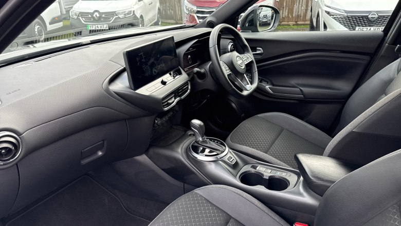 Nissan Juke 1.6 Hybrid N-Connecta 5dr Auto Hybrid Hatchback